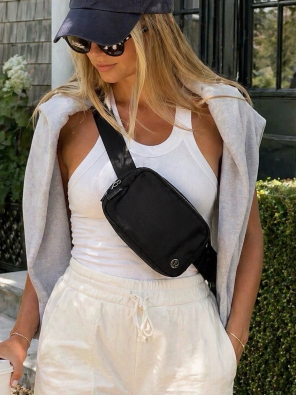 Lululemon Black Crossbody Bag Small Zip Nylon Minimalist Everywhere belt bag